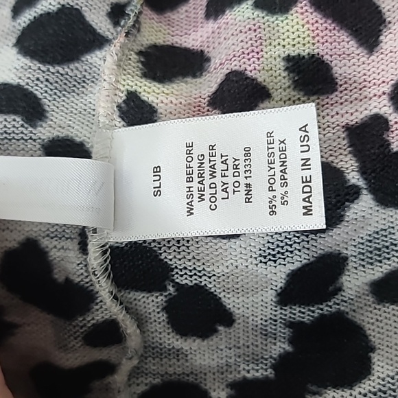 Whimsy Rose Floral Leopard Print Women's Knit Shall - Picture 7 of 7